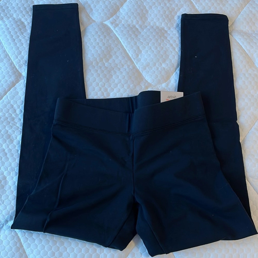 New with tag Aerie yoga pants